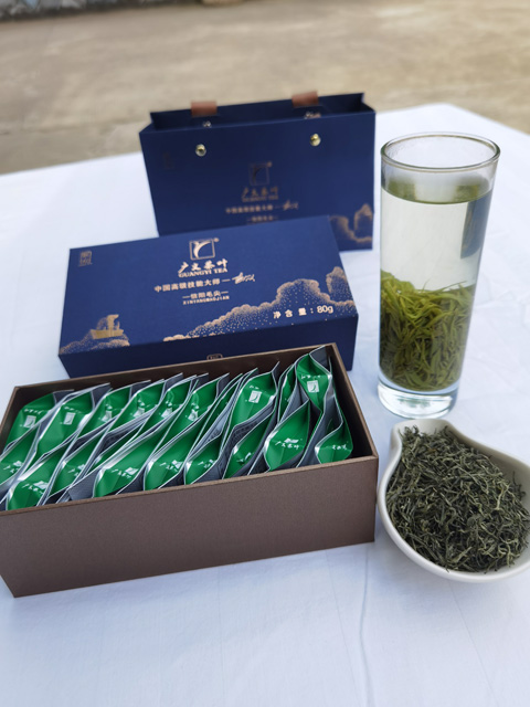【大別山精神系列一珍品信陽毛尖茶伴手禮（匠心）】大別山脈、核心產(chǎn)區(qū)、高山茶園、匠心制作  980元/盒